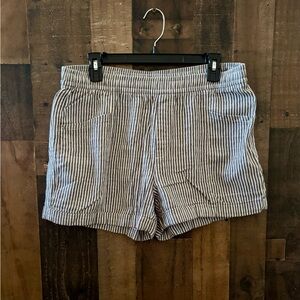 Women’s Sz M Striped Old Navy Casual Linen-Blend Women’s Shorts - Gray/White